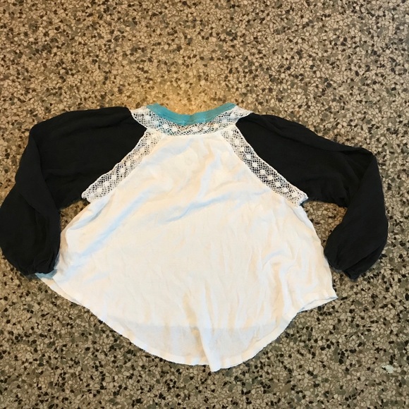 We the Free Flowy Black and White Shirt - Picture 3 of 3